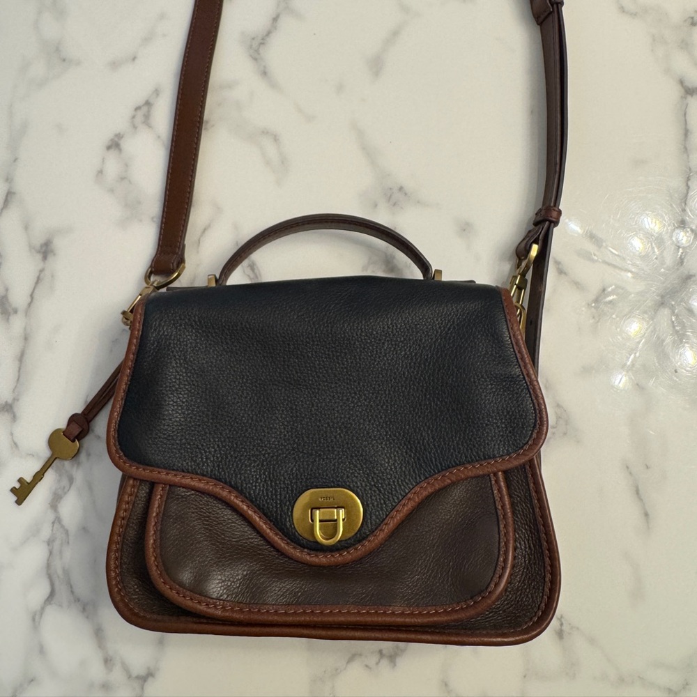 Fossil Women’s Heritage Top Handle Crossbody, Espresso